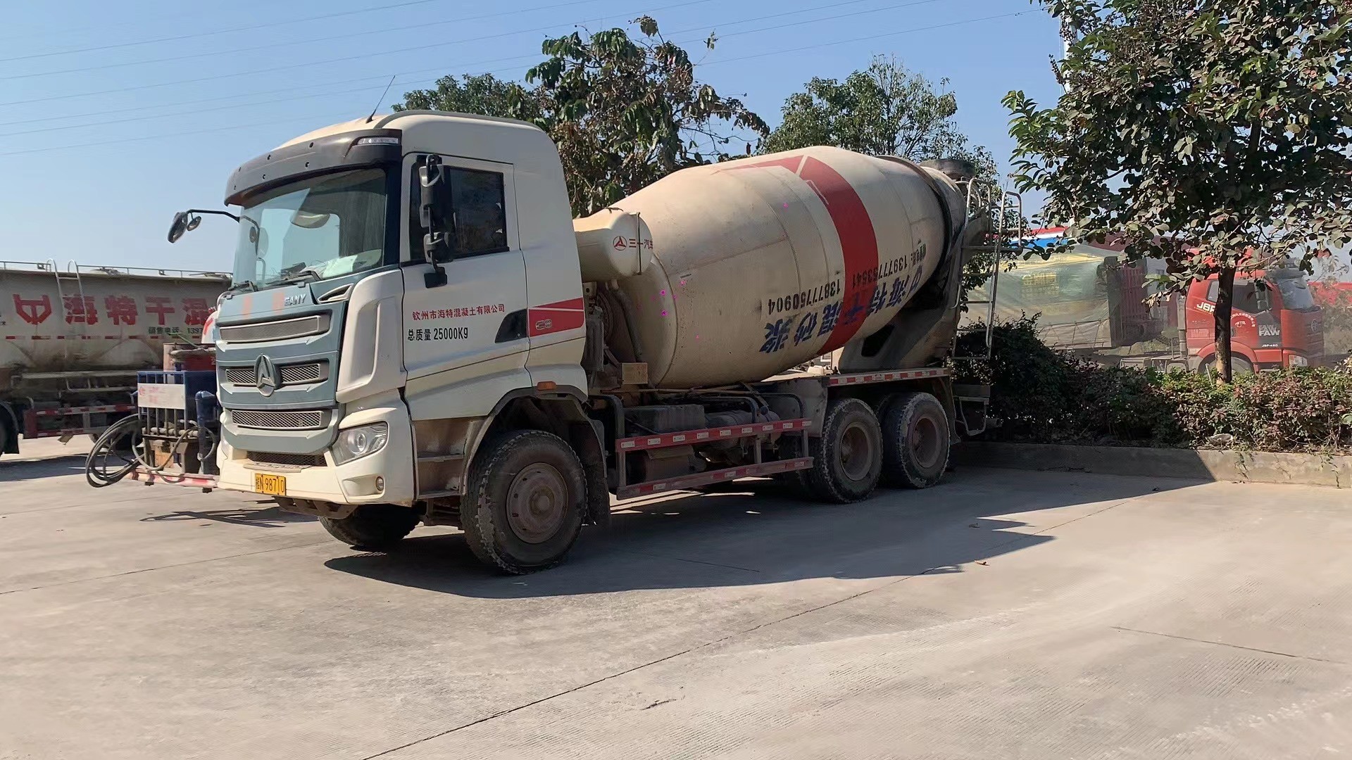 混凝土罐車(chē)